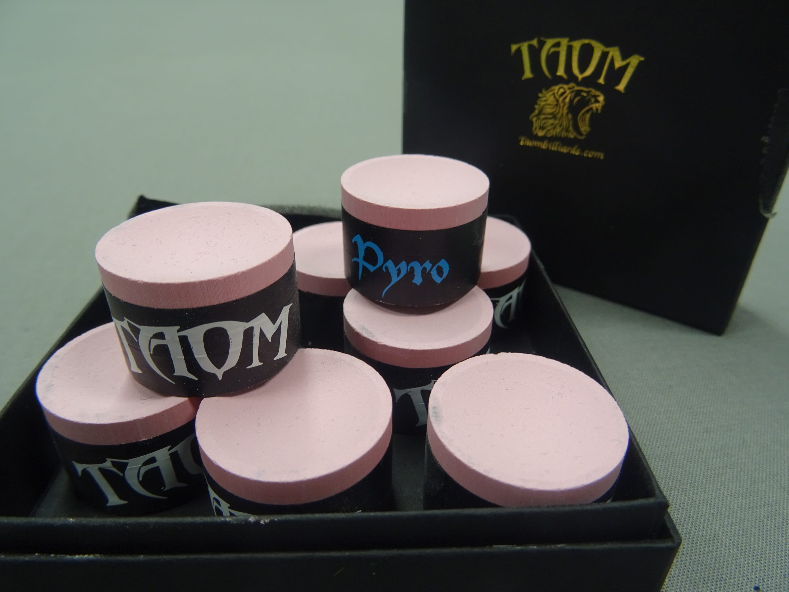 Taom Pyro Pink - Chalk