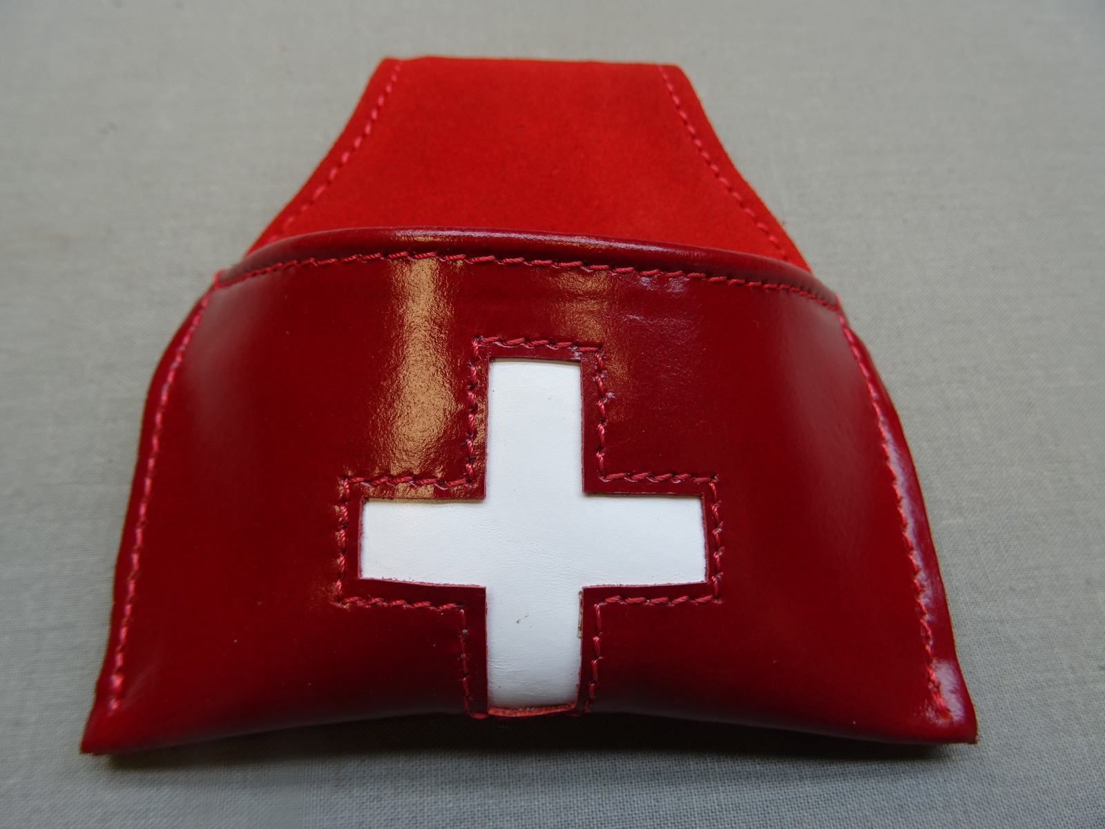 Hoween - High Grade Leather Chalk Pouch – Switzerland