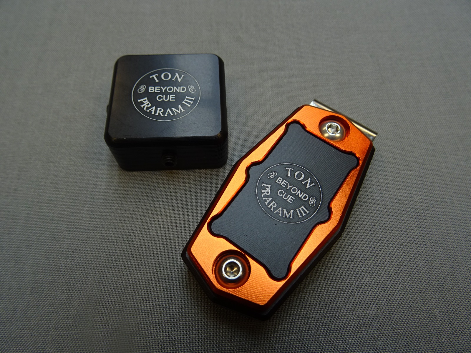Ton Praram Magnetic Square Chalk Holder - Black / Orange