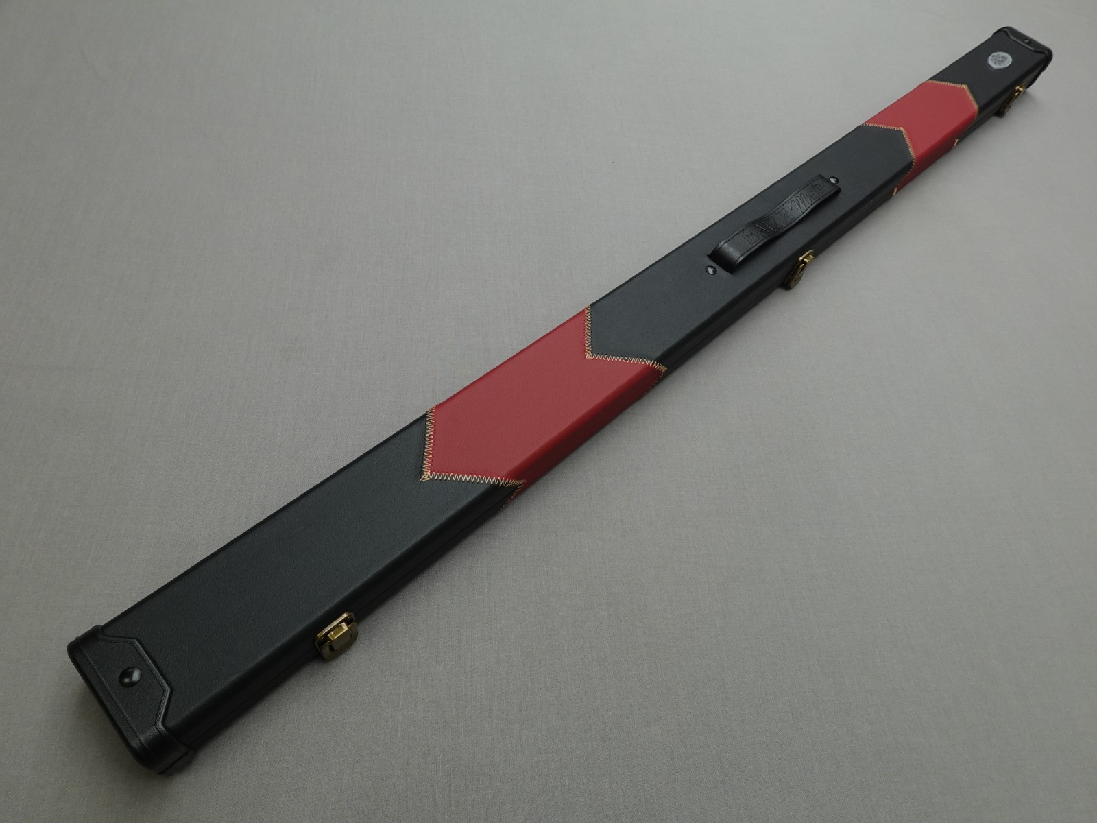 Baize Master – 3/4 Box Case – Black / Burgundy Arrow