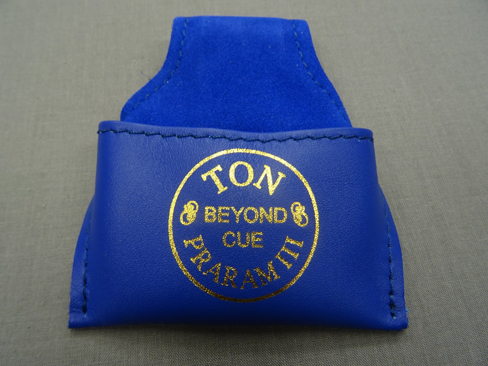 Ton Praram Beyond Leather Chalk Pouch – Blue / Gold