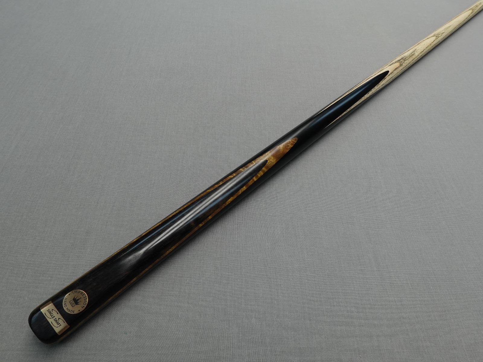 Impression Cues Single Shaft - 1 pc - Ash - 9mm – 57" – 18.2oz