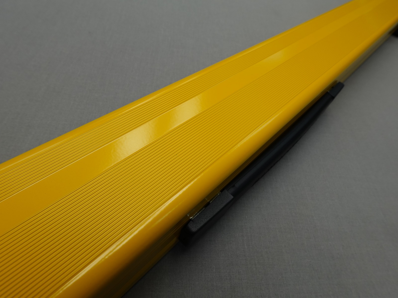 Barracuda Aluminium Case 1pc Double – California Gold 