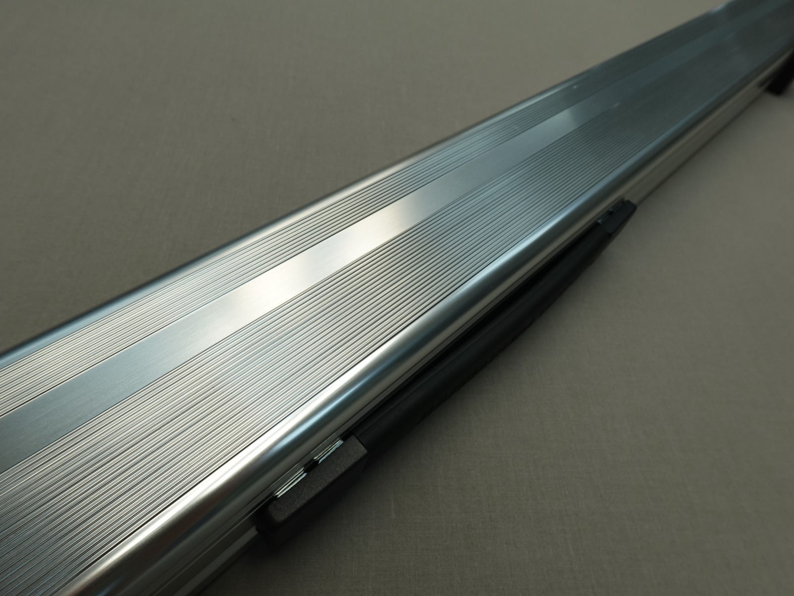 Barracuda Aluminium Case 1pc Double – Silver Horn 
