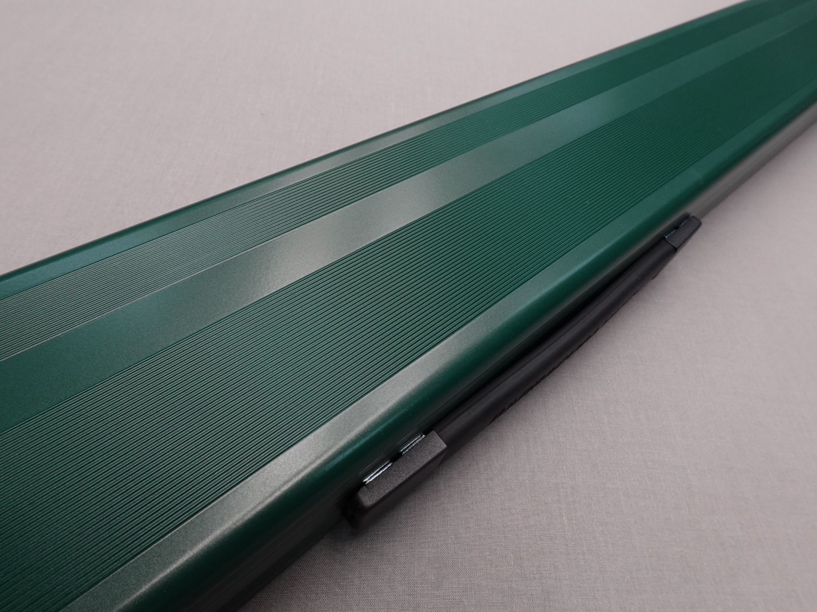 Barracuda Aluminium Case 1pc Wide – Dark Green