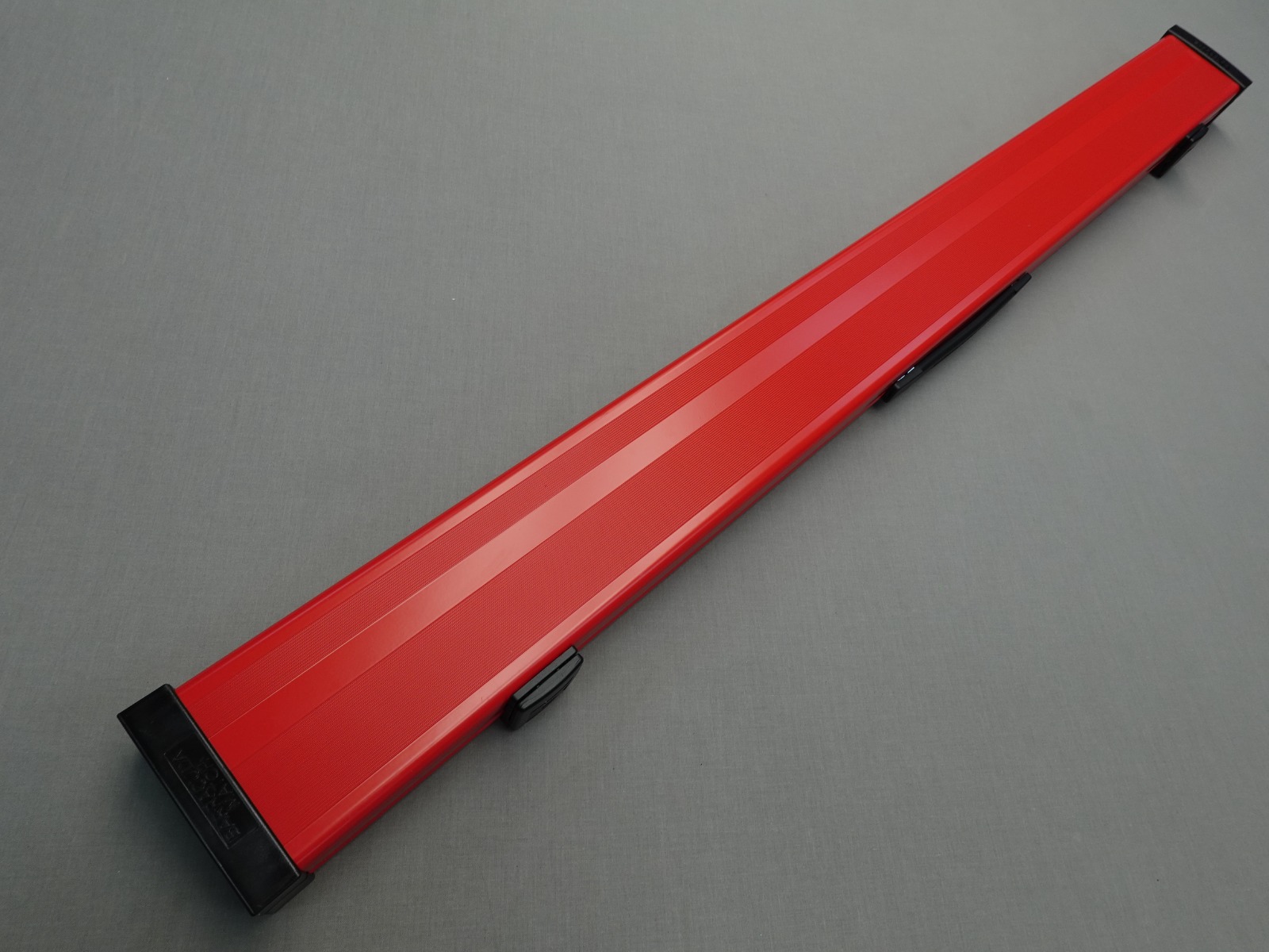 Barracuda Aluminium Case 3/4 Wide – Motherland Red