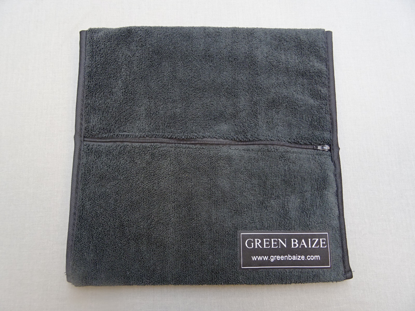 *New* - XL GBL Micro-Fibre Cue Towel with Zip Compartment - Black