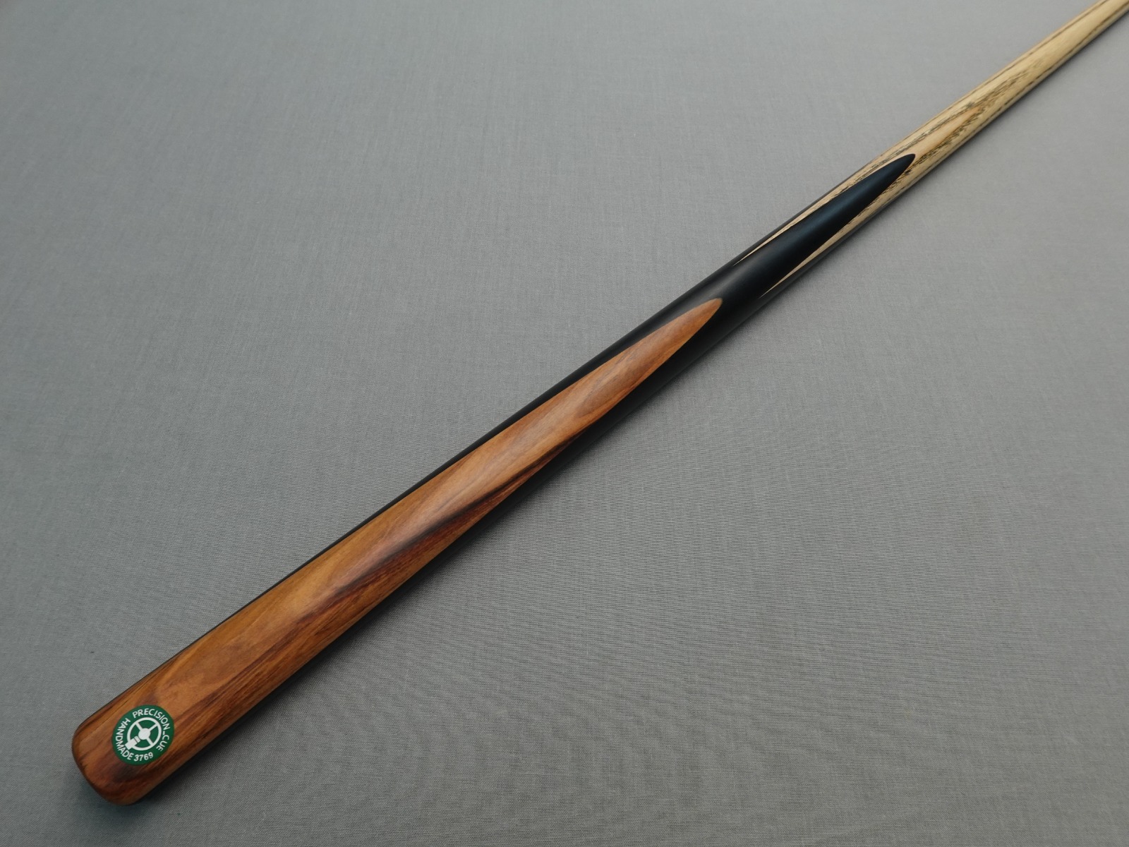 Precision_Cue 3769 - 1 pc - Ash - 9.4mm - 57" - 17.6oz