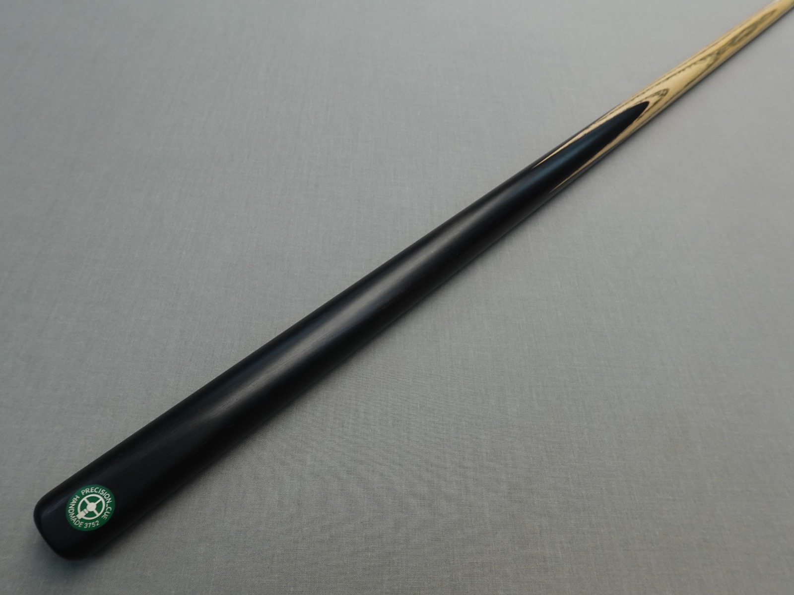 Precision_Cue 3752 - 1 pc - Ash - 8.8mm - 58" - 17.7oz