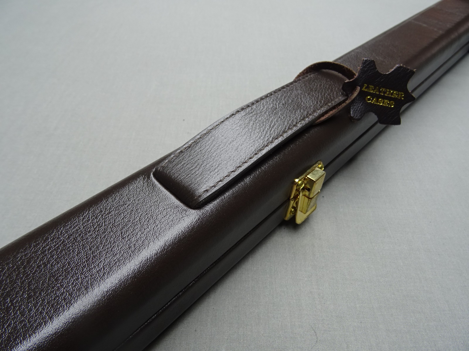 Ton Praram III Leather Case – 1 pc Slim – Brown