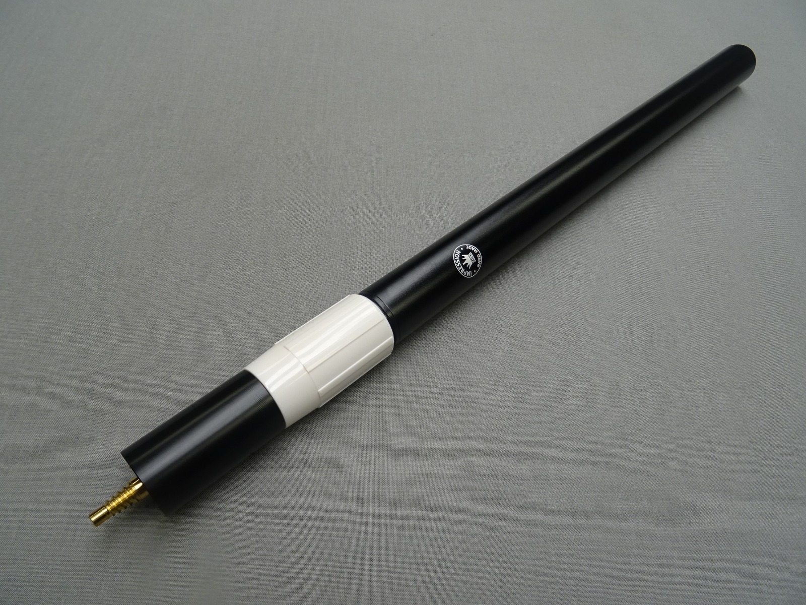 Impression Cues - 18.5" - 30" Telescopic Extension – White Twist