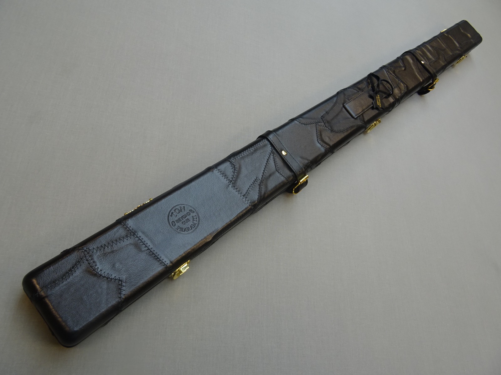 Ton Praram III Leather Case – 3/4  – Black Patch