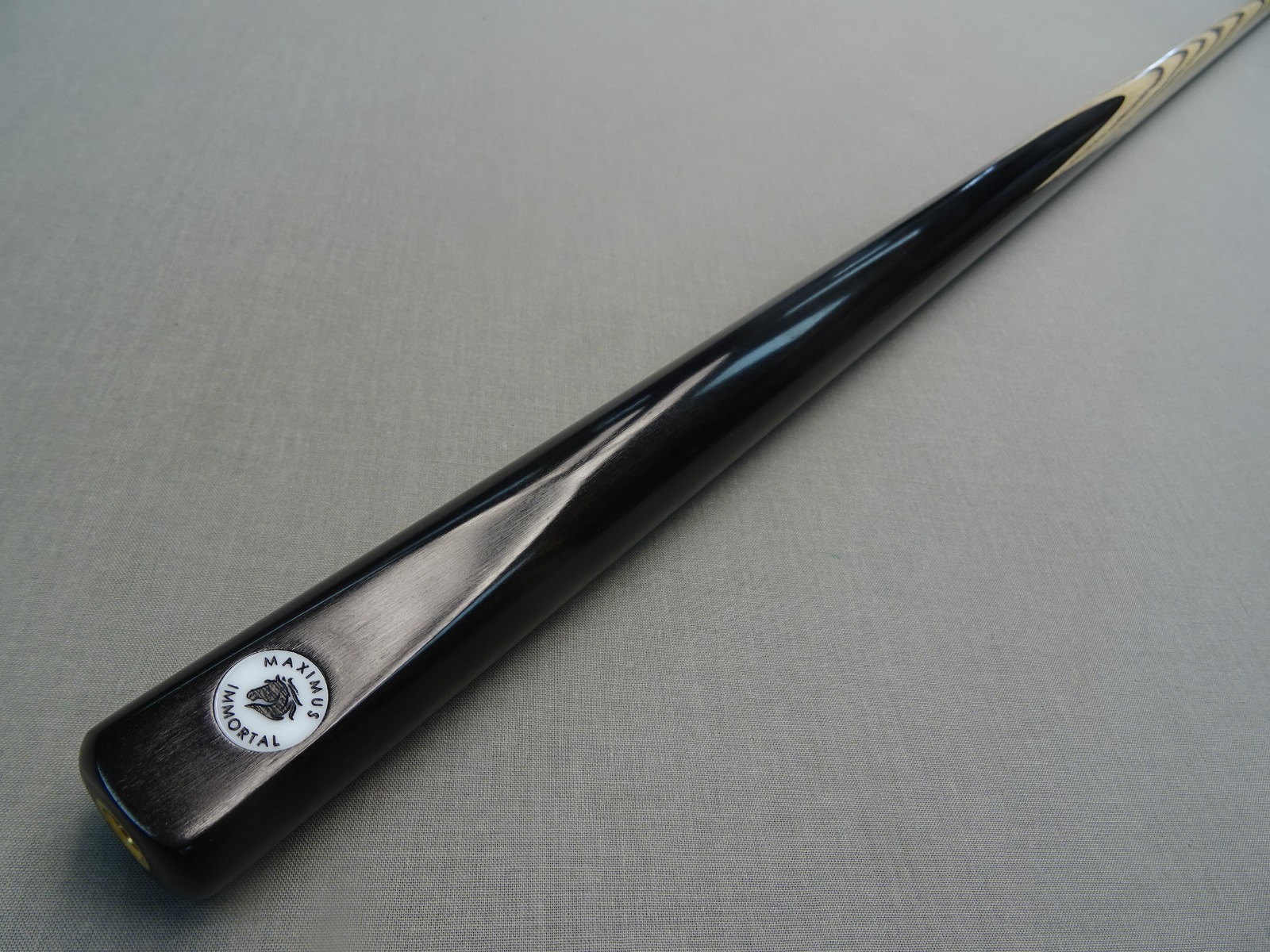 Maximus Immortal – 1 pc – Ash – 9.5mm – 61" – 18.6oz