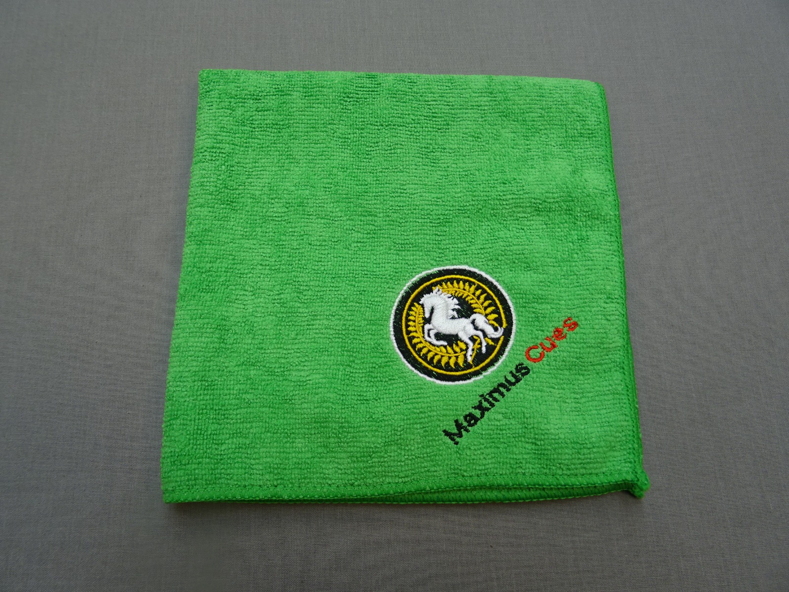 Maximus Premium Micro-Fibre Cue Towel – Green